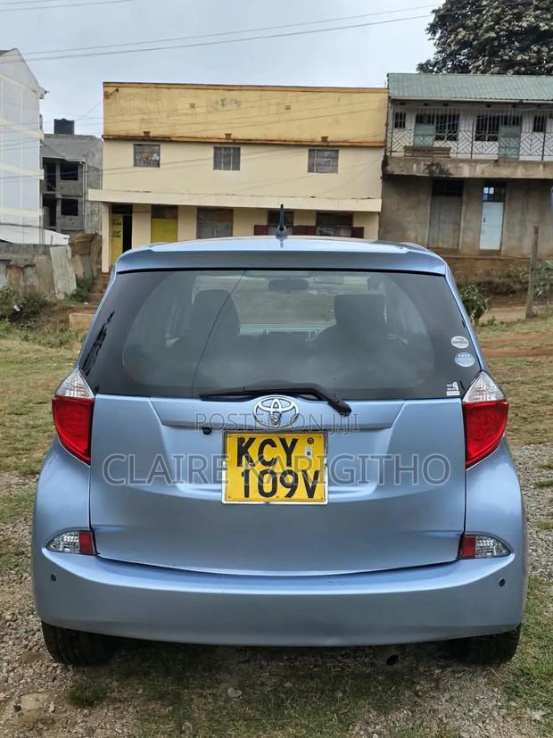 Toyota Ractis 1.5 FWD 2012 Blue