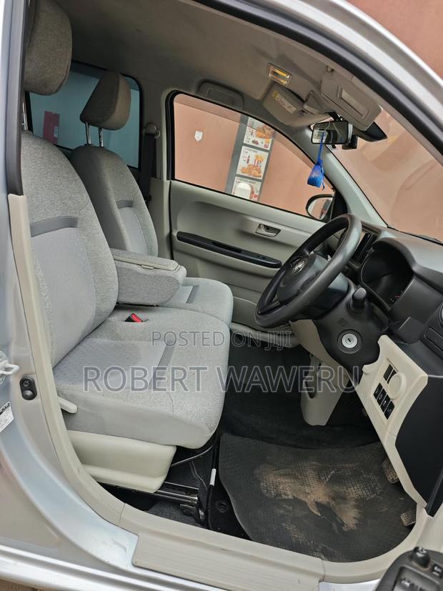 Toyota Passo 1.0 FWD 2018 Silver