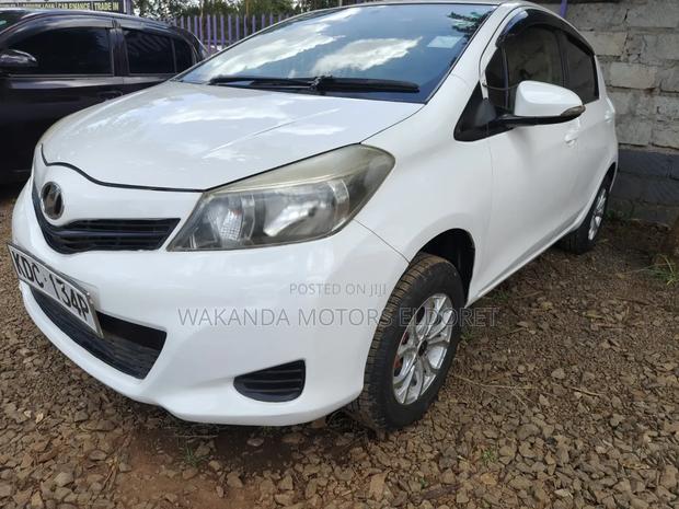 Toyota Vitz 2014 White