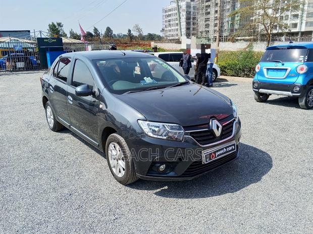 Renault Logan 2017 Gray