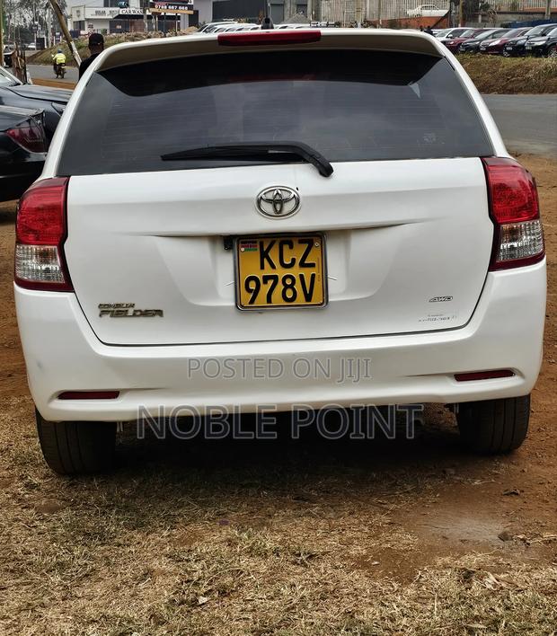 Toyota Corolla Fielder 2013 White