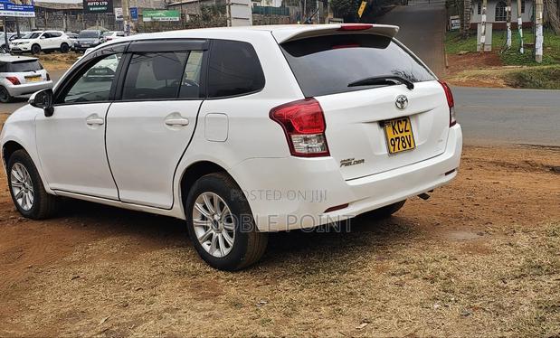 Toyota Corolla Fielder 2013 White