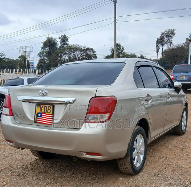 Toyota Axio 1.5 Luxel 2WD 2014 Silver