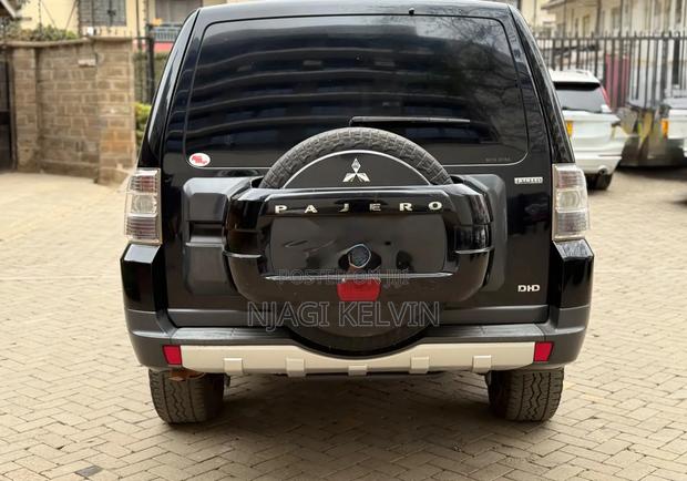 Mitsubishi Pajero 3.2 DI-D Avance Automatic 2008 Matt Black