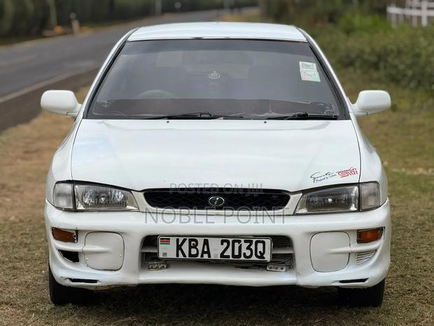 Subaru Impreza 2001 White