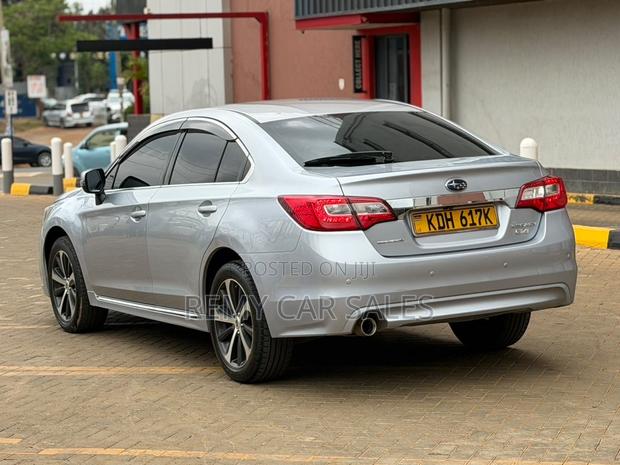 Subaru Legacy 2014 Silver