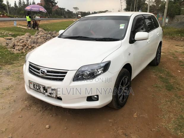 Toyota Corolla Fielder 2011 White