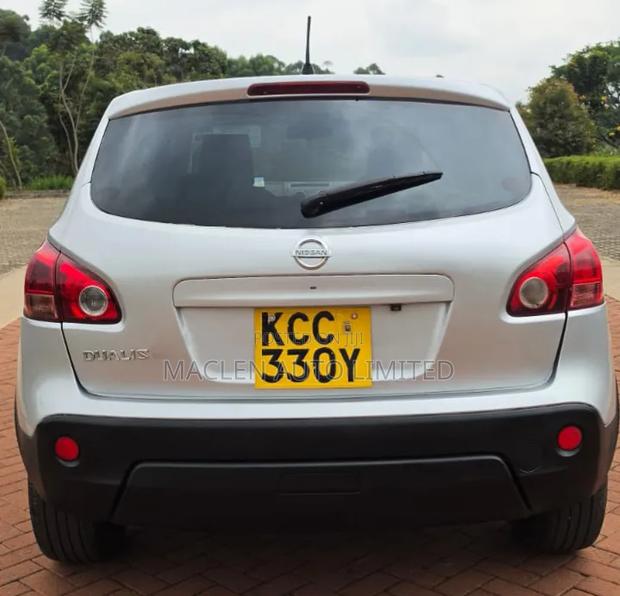 Nissan Dualis 2010 Silver