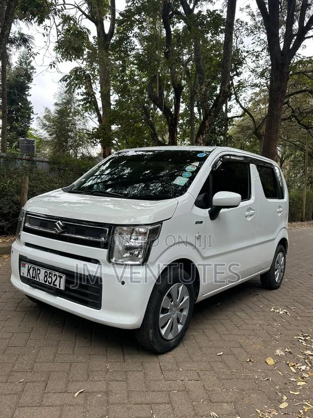 Suzuki Wagon R 2019 White