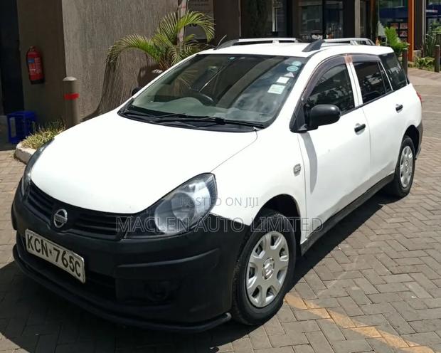 Nissan Advan 2010 White