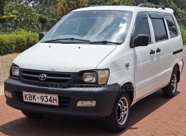 Toyota TownAce 2002 White