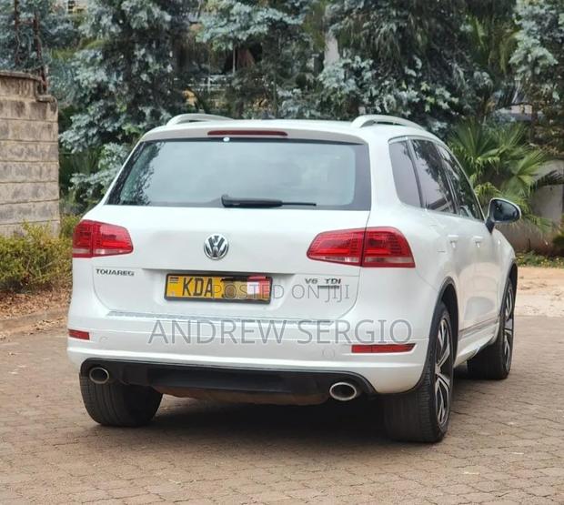 Volkswagen Touareg 2014 White