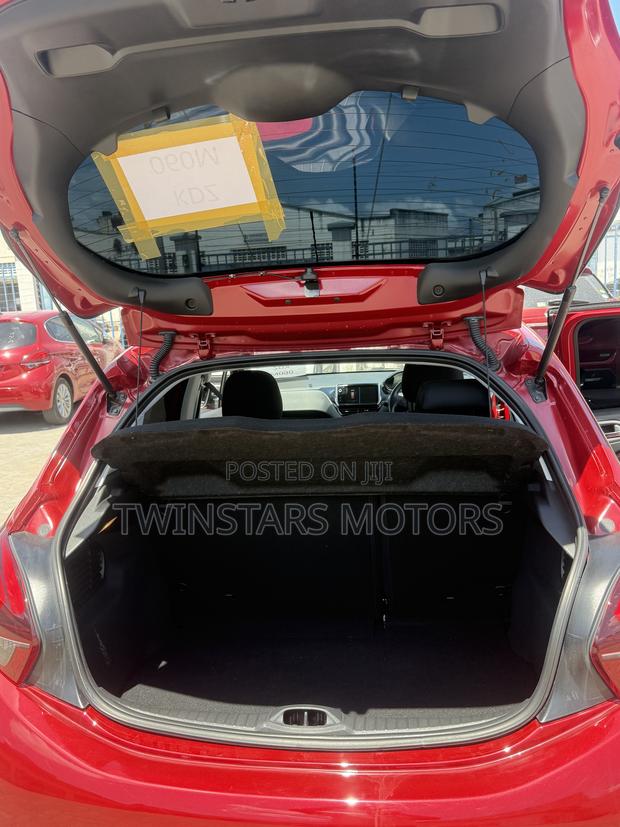 Peugeot 208 2019 Maroon