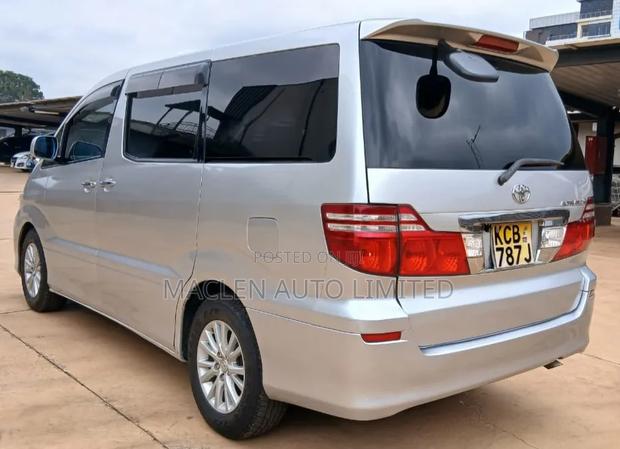 Toyota Alphard 2007 Silver