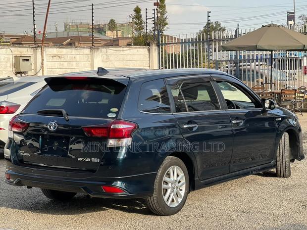 Toyota Corolla Fielder 1.5 Hybrid FWD 2019 Green