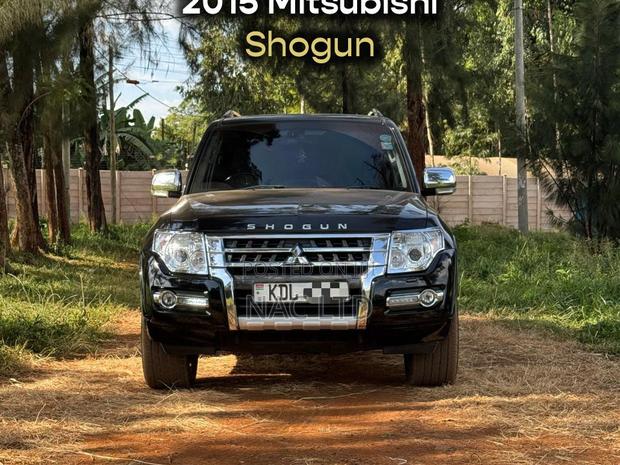 Mitsubishi Shogun 2016 Black