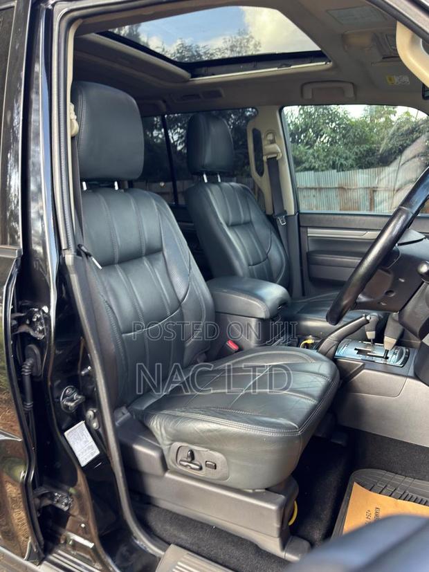 Mitsubishi Shogun 2016 Black