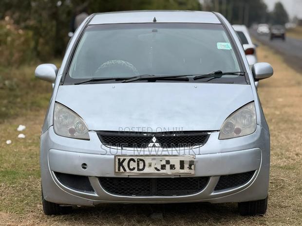 Mitsubishi Colt 2004 Silver