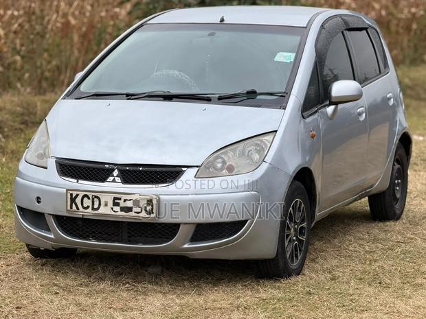 Mitsubishi Colt 2004 Silver
