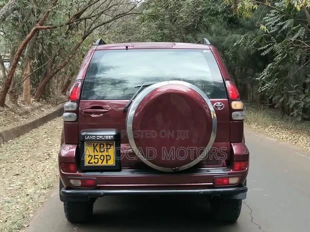 Toyota Land Cruiser Prado 2005 Maroon