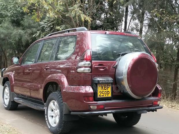 Toyota Land Cruiser Prado 2005 Maroon