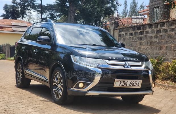 Mitsubishi Outlander 2015 Black