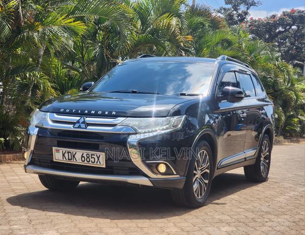 Mitsubishi Outlander 2015 Black