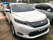 Toyota Harrier 2.0 2015 White for sale