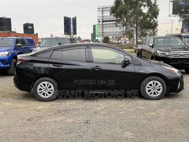 Toyota Prius 2017 Black
