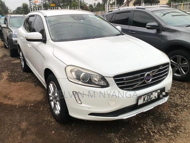 Volvo XC60 3.2 Premier AWD 2013 White