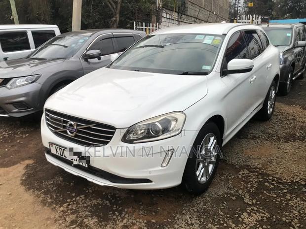 Volvo XC60 3.2 Premier AWD 2013 White