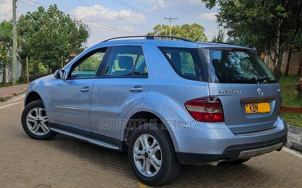 Mercedes-Benz M Class 2009 Blue