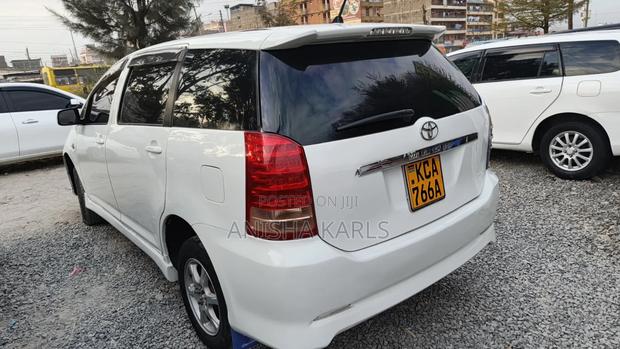 Toyota Wish 2007 White
