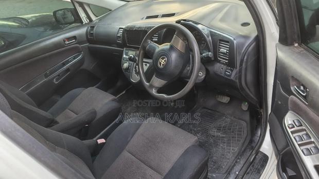 Toyota Wish 2007 White