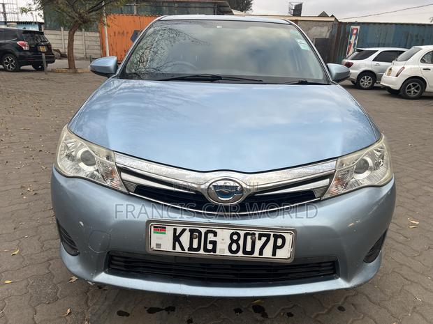 Toyota Corolla Fielder 2014 Blue