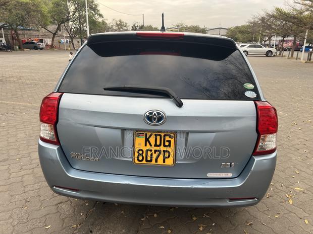 Toyota Corolla Fielder 2014 Blue