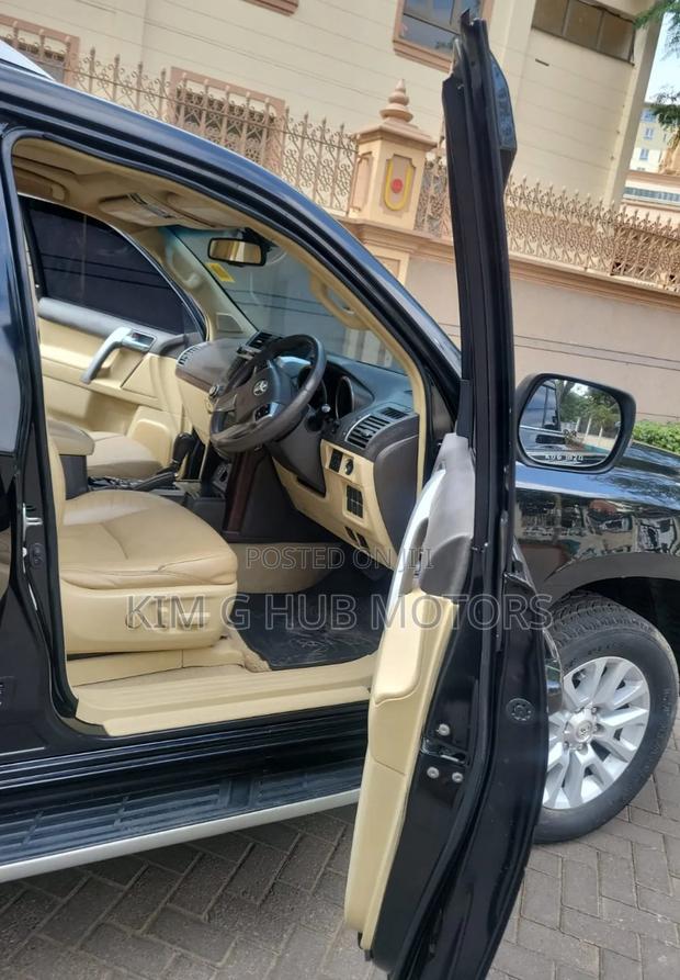 Toyota Land Cruiser Prado 2.8 D-4D 2014 Black