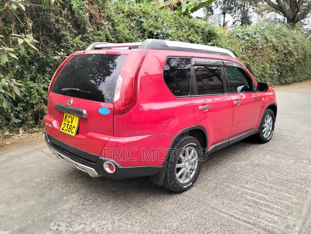 Nissan X-Trail 2012 Red