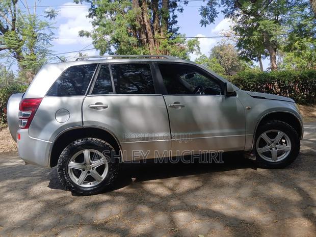 Suzuki Escudo 2008 Silver