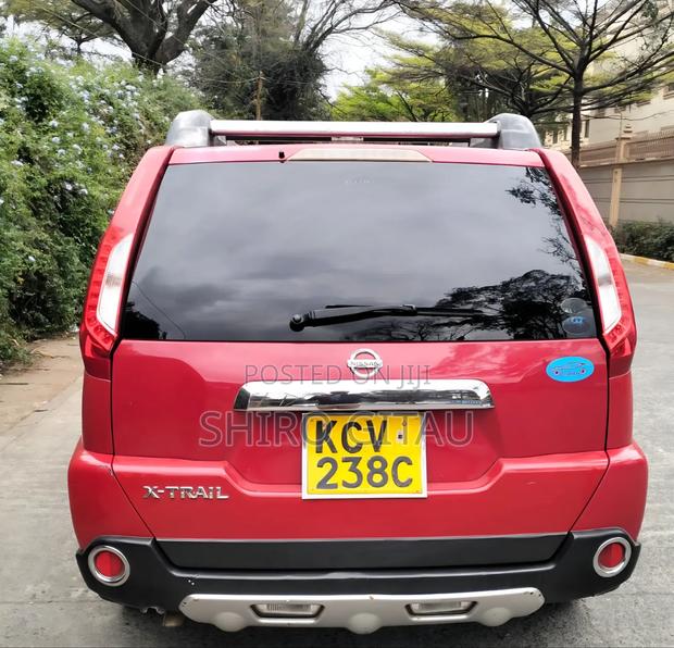 Nissan X-Trail 2012 Red