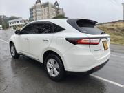 Toyota Harrier 2019 White for sale