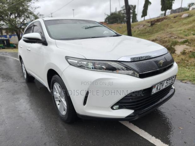 Toyota Harrier 2019 White