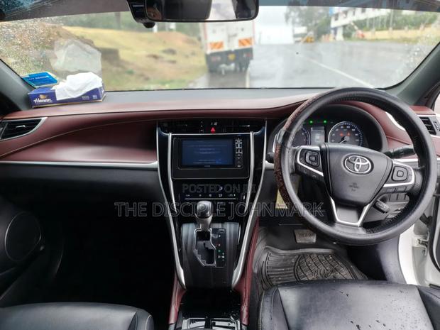 Toyota Harrier 2019 White