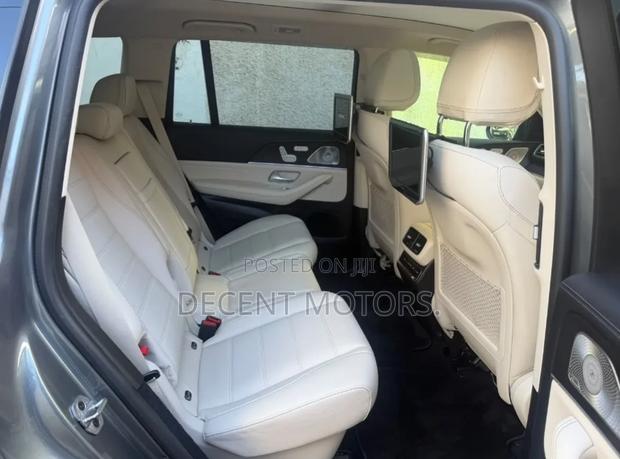 Mercedes-Benz GLS-Class GLS 400d 2021 Gray