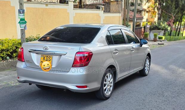 Toyota Axio 2015 Silver