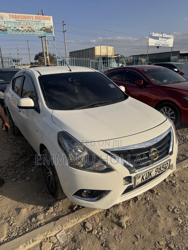 Nissan Latio 1.2 2015 White