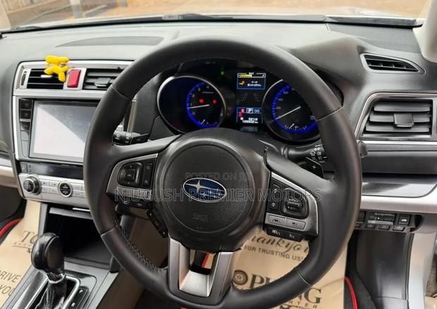 Subaru Legacy 2014 White