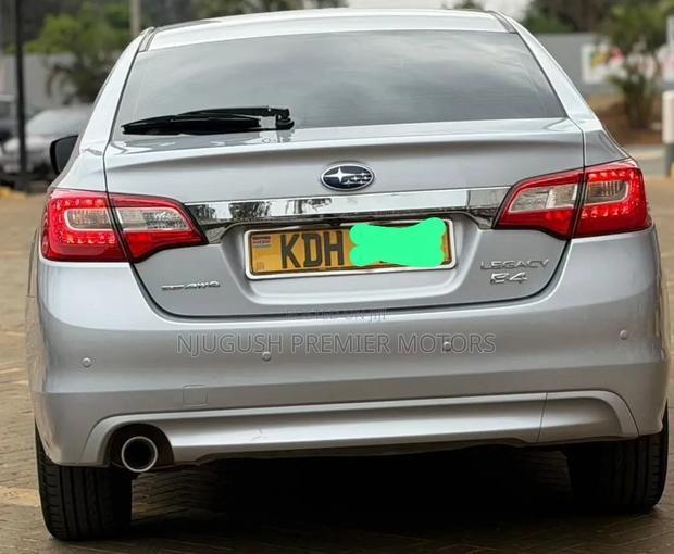 Subaru Legacy 2014 White