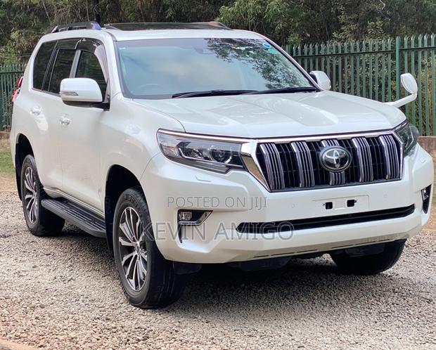 Toyota Land Cruiser Prado 2019 White