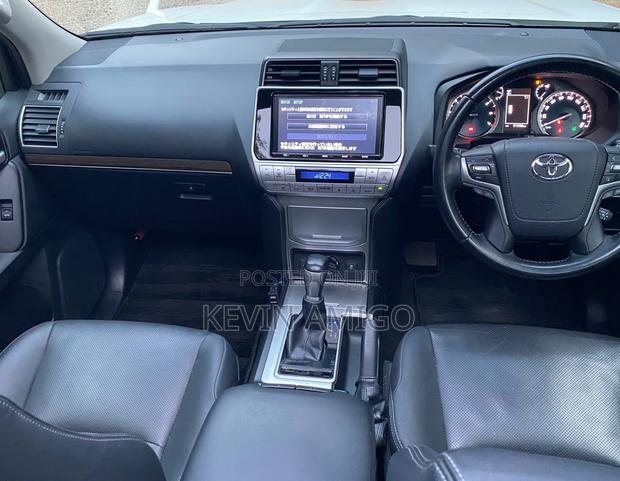 Toyota Land Cruiser Prado 2019 White